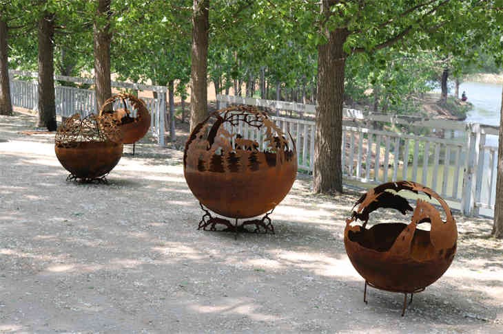 Outdoor Rusty Steel Fire Ball Metal Sculpture